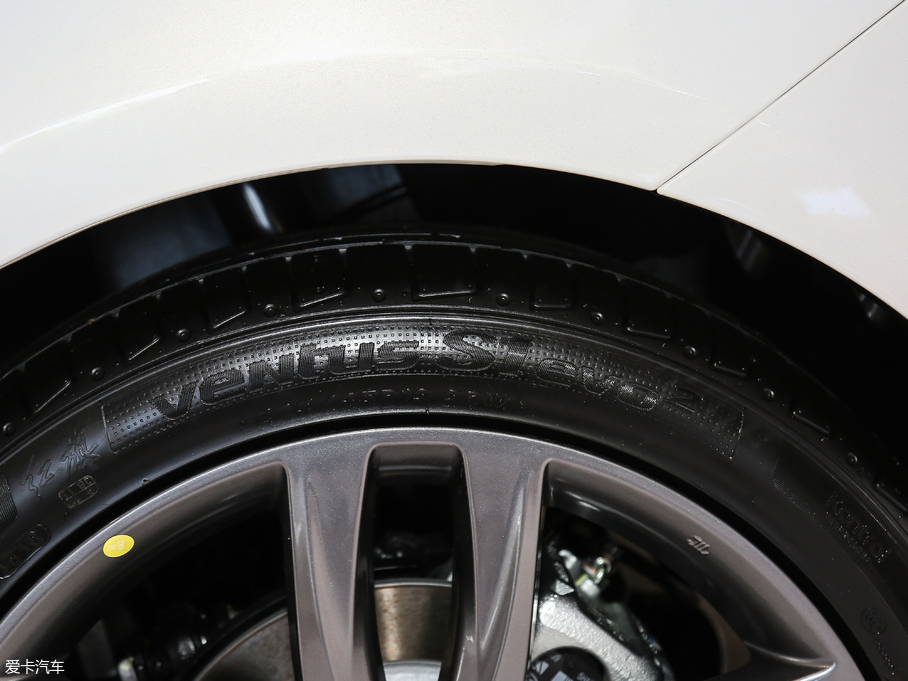 2018tH5(jng) 1.8T (lin)`(dng)