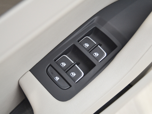 20181.8T (lin)퍄Ӱ {܇ƅ^(q)	