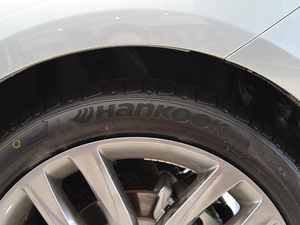 20181.8T (lin)Ӱ ݆̥Ʒ