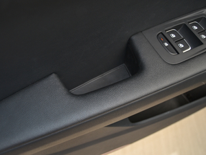 20181.8T (lin)(dng) g