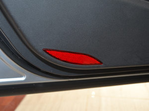 20181.8T (lin)(dng) g