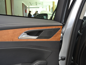 20181.8T (lin)(dng) g