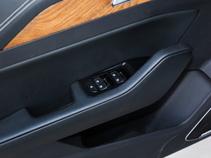 20181.8T Ӱ {܇ƅ^	