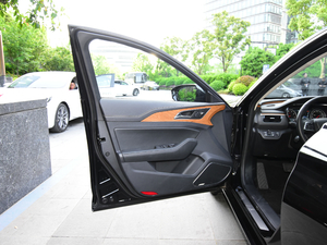 20181.8T (lin)(dng) {λ܇T