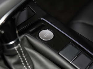 20181.8T `Ӱ п؅^