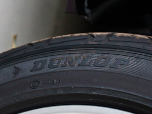 2012款1.8L 手动风尚版 掀背 轮胎品牌
