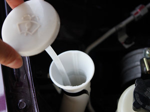 2012款1.8L 手动风尚版 掀背 其它
