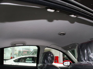 2013款GT 1.6L 自动精致版 空间座椅