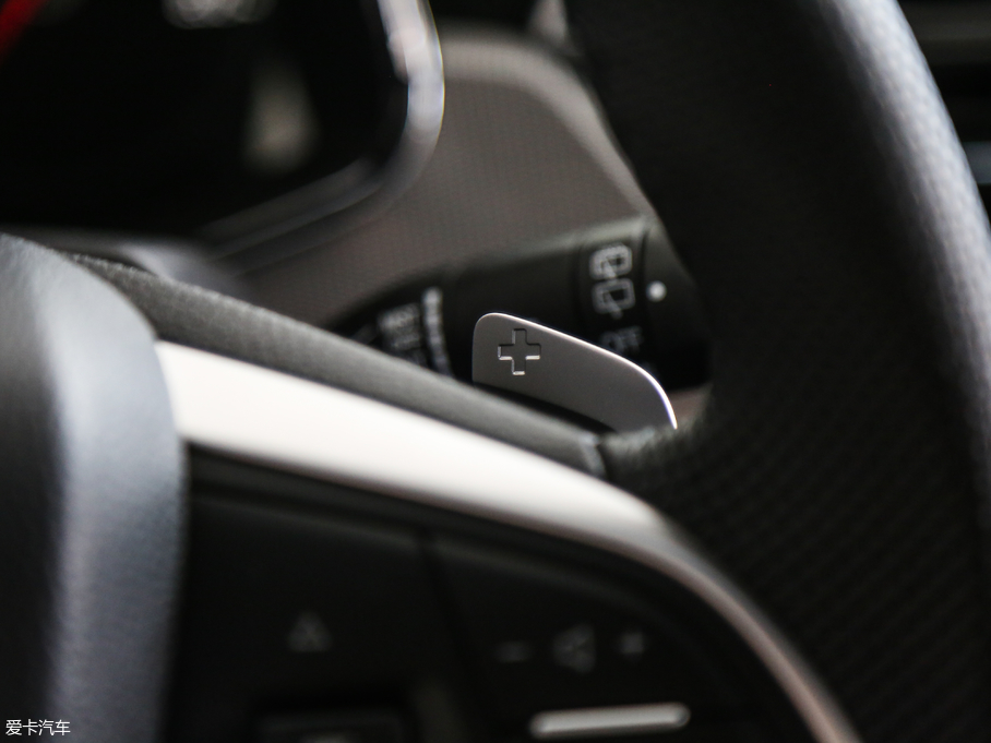 2018��E310W 1.5L �ԄӺ��A�� ��V