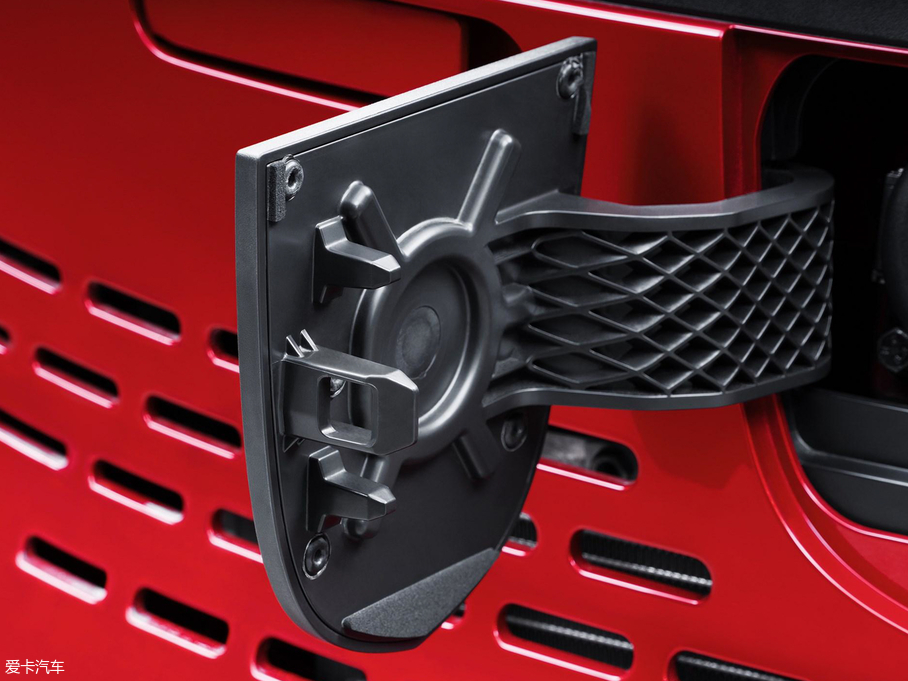 2018��EE100 ������