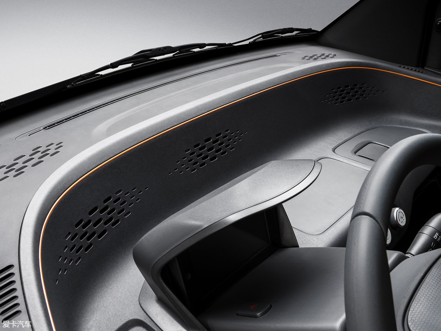 2018��EE100 ������