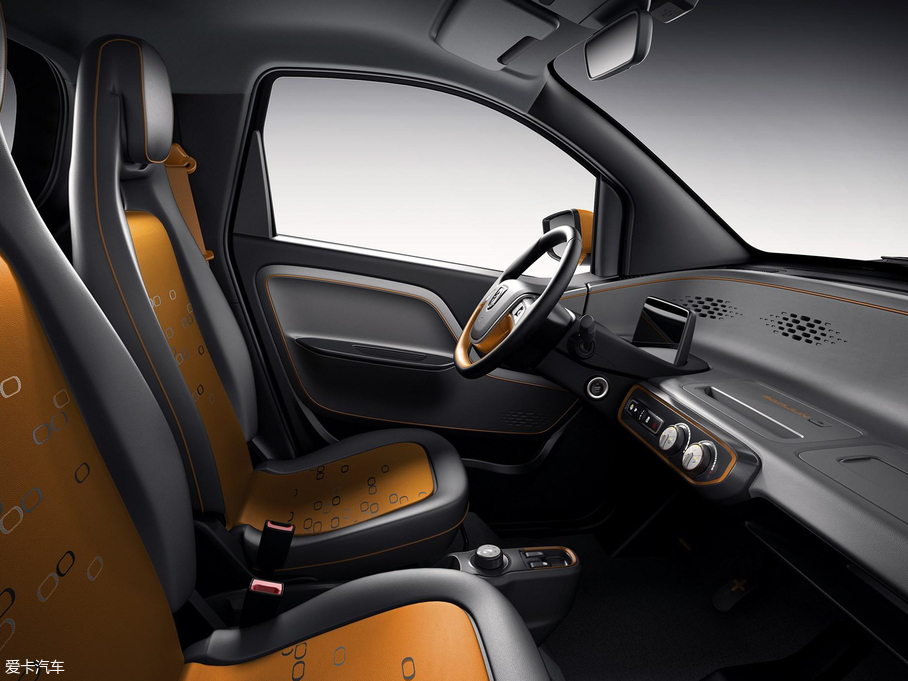 2018��EE100 ������