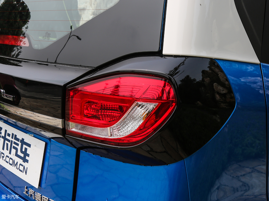 2018��EE100 ���а�