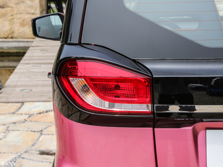 2018��EE100 ���а�