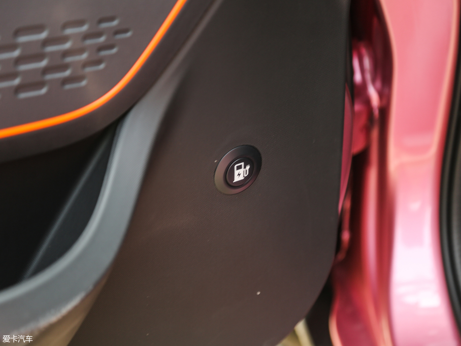 2018��EE100 ���а�