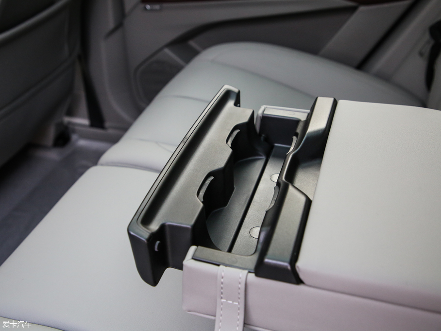 2019ERS-5 1.5T CVT{Ş V