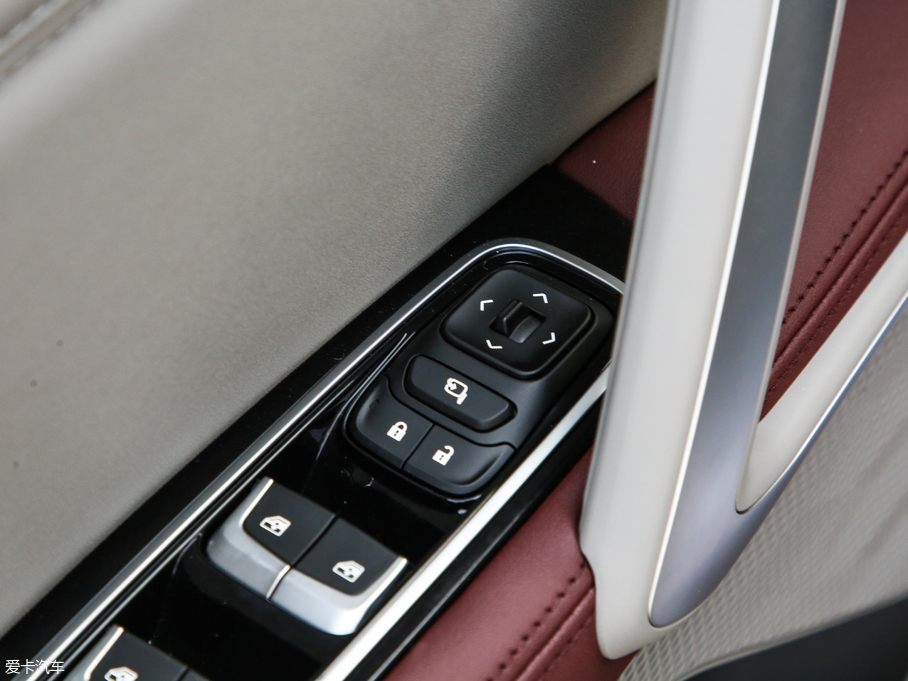 2019ERS-5 1.5T CVT{Ş V