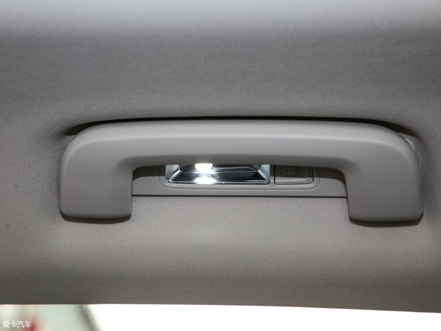 2019ERS-5 1.5T CVT{Ş V