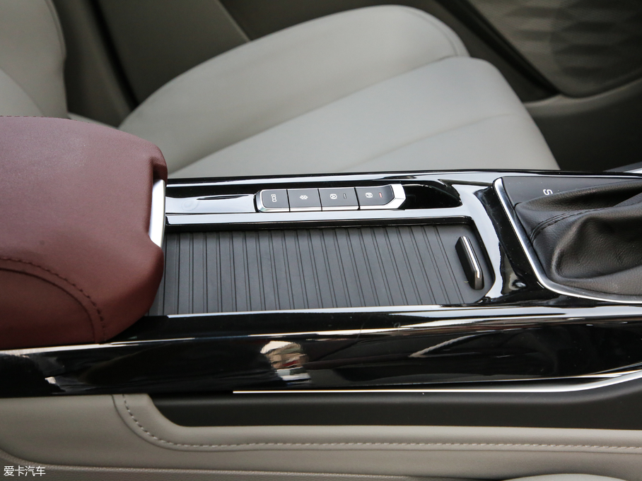 2019ERS-5 1.5T CVT{Ş (gu)V