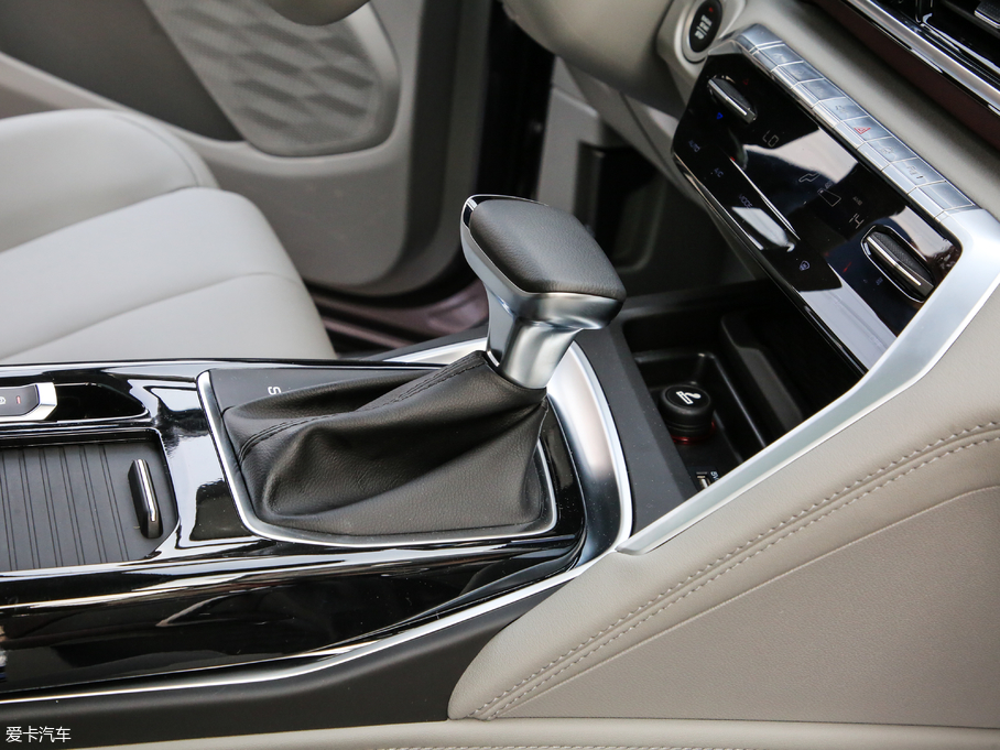 2019ERS-5 1.5T CVT{Ş V