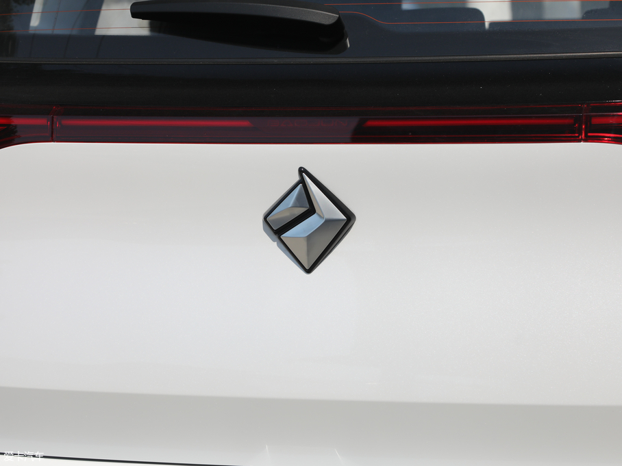 2019ERS-5 1.5T CVT{F V