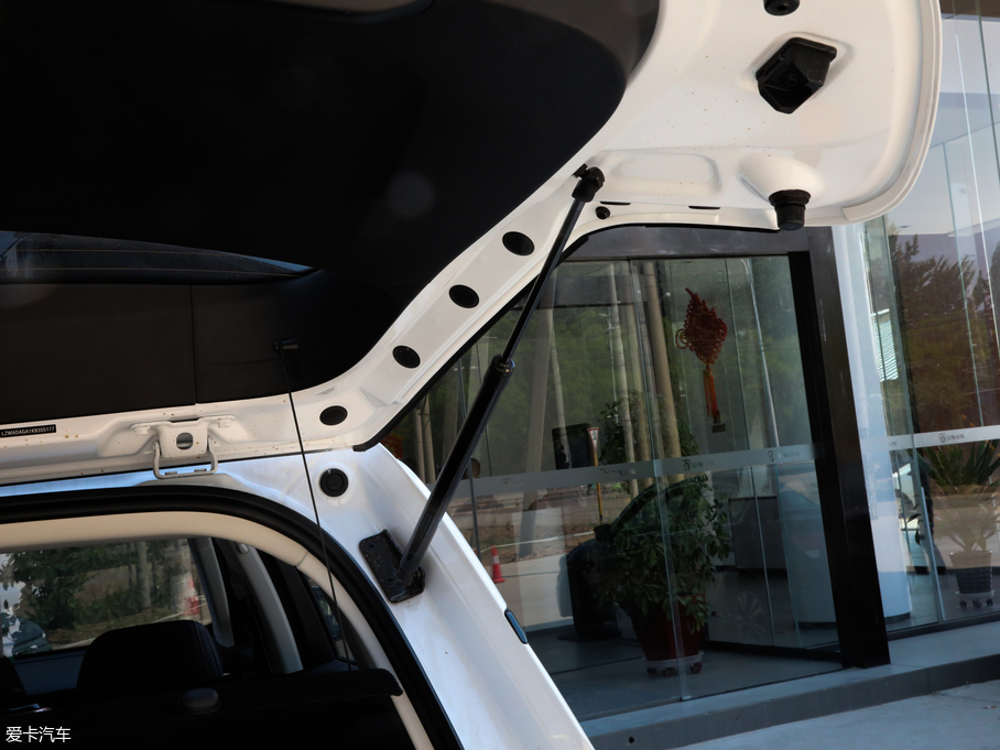 2019ERS-5 1.5T CVT{F V