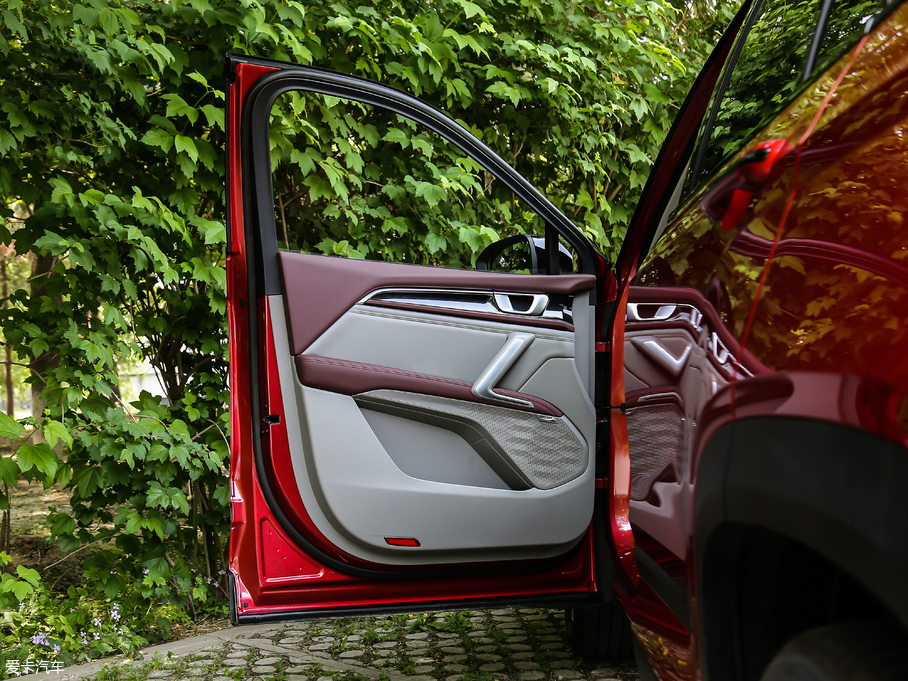 2019ERS-5 1.5T CVT{Ş V