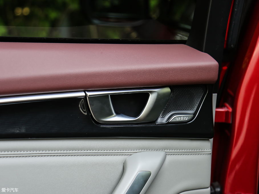 2019ERS-5 1.5T CVT{Ş V