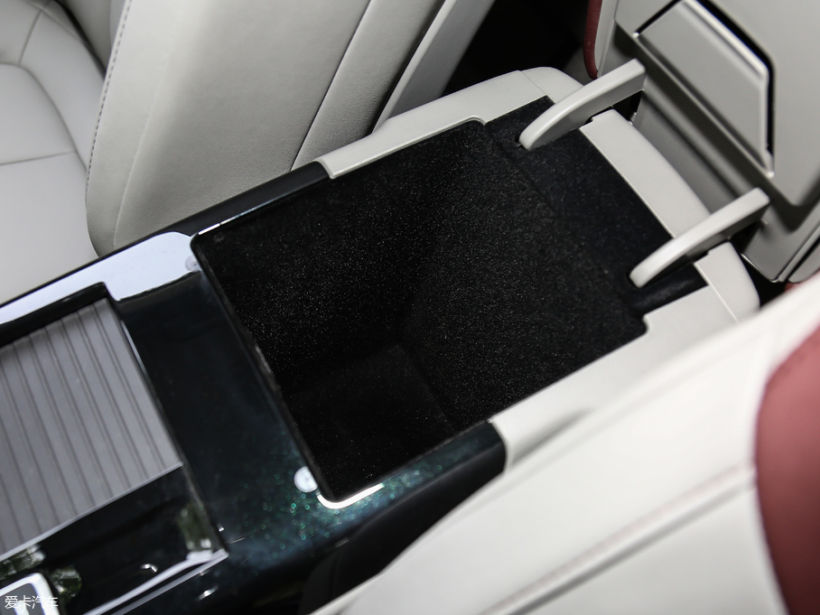 2019ERS-5 1.5T CVT{Ş V