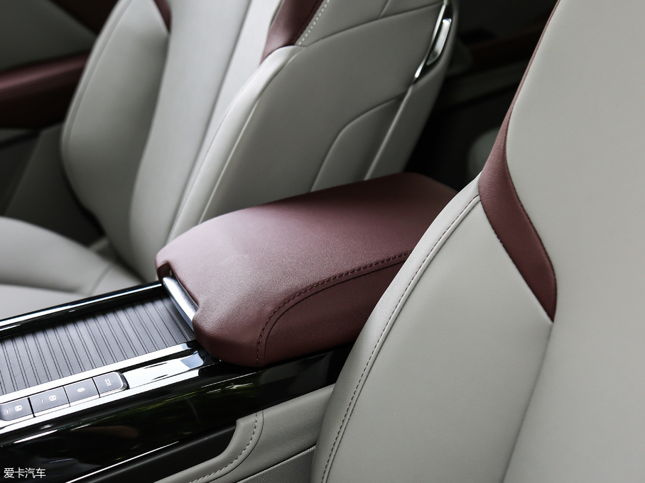 2019ERS-5 1.5T CVT{Ş V