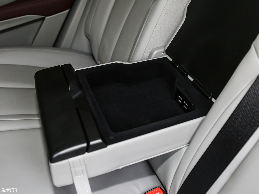 2019ERS-5 1.5T CVT{Ş V