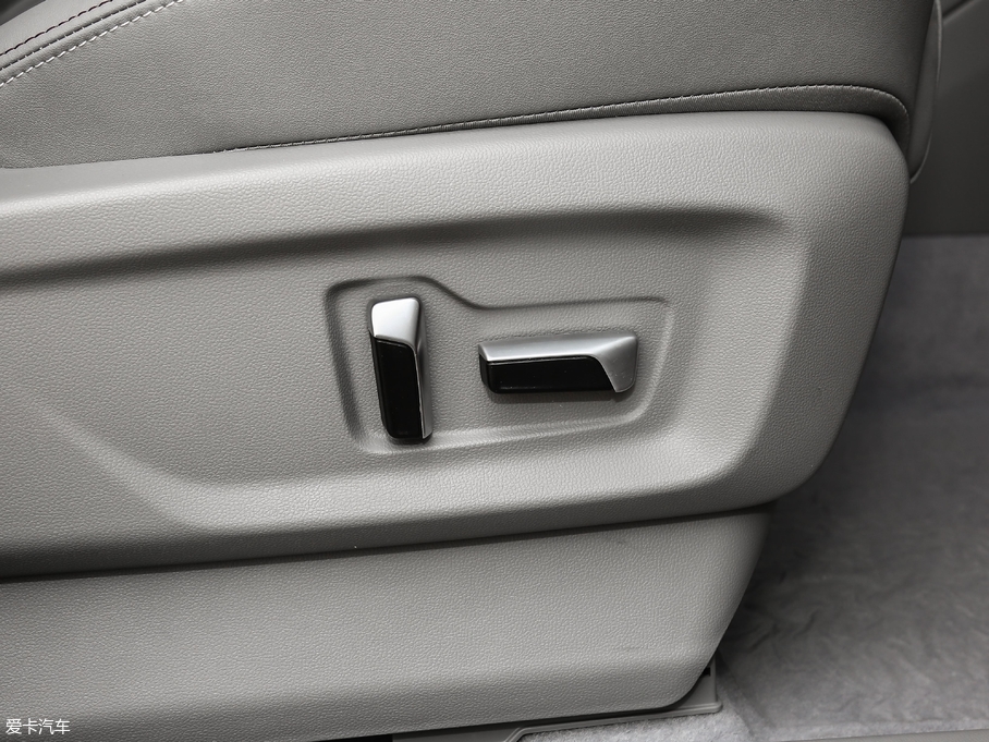 2019ERS-5 1.5T CVT{Ş V