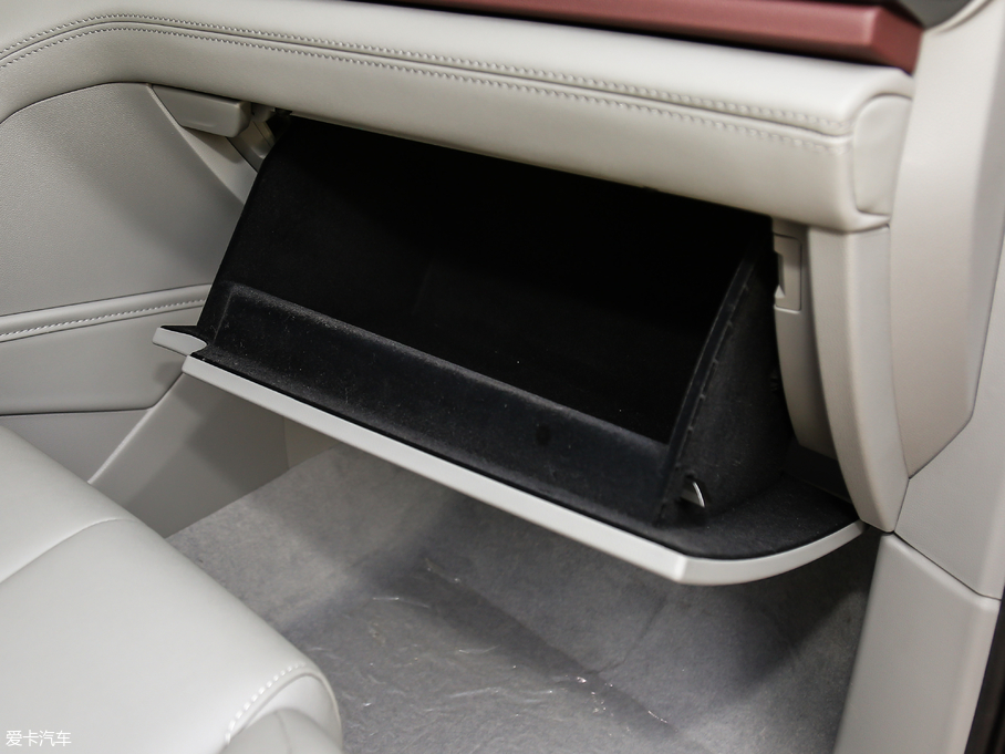 2019ERS-5 1.5T CVT{Ş V