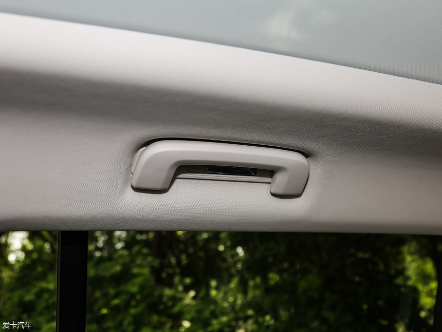 2019ERS-5 1.5T CVT{Ş V