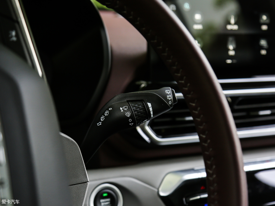 2019ERS-5 1.5T CVT{Ş V