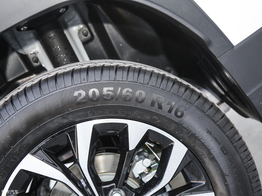 2019E510 1.5L Ԅ V