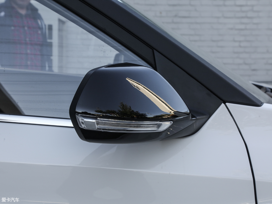 2019E510 1.5L Ԅ V