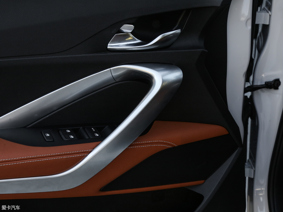 2019E510 1.5L Ԅ V