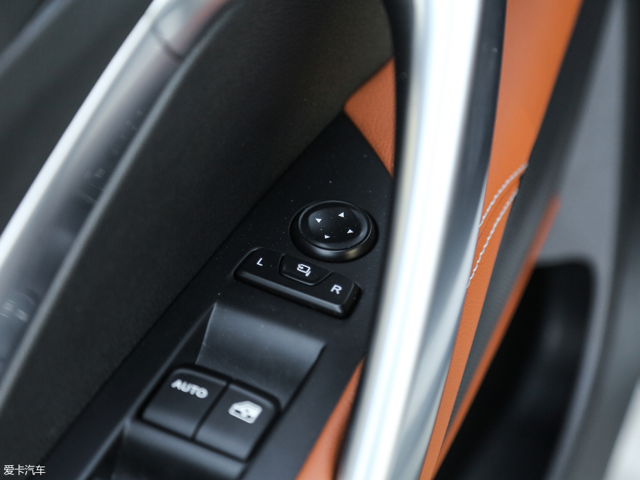 2019E510 1.5L Ԅ V