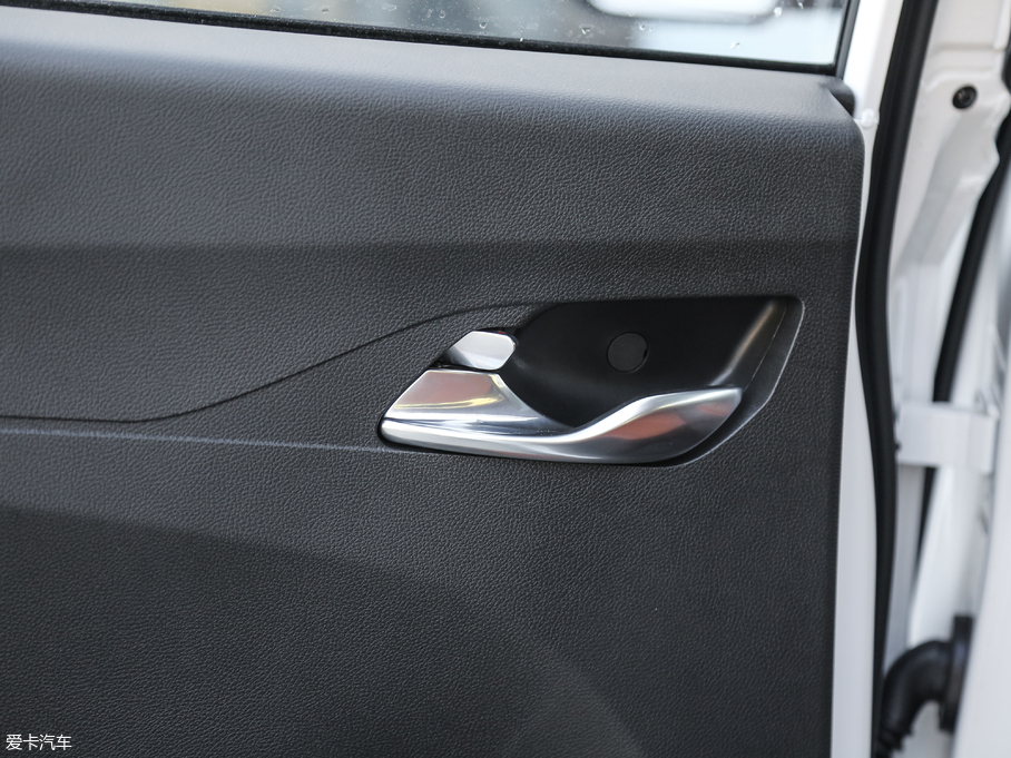 2019E510 1.5L Ԅ V