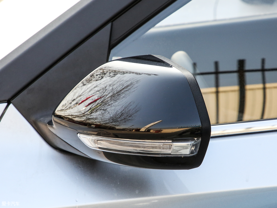 2019E510 1.5L Ԅ V