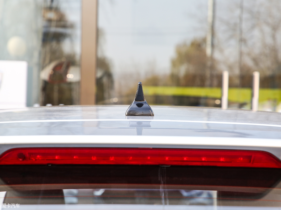 2019E510 1.5L Ԅ V