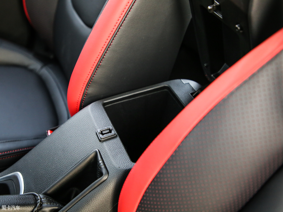 2019E510 1.5L Ԅ V