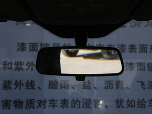 2019款1.5L 自动尊享型 国V 车内后视镜