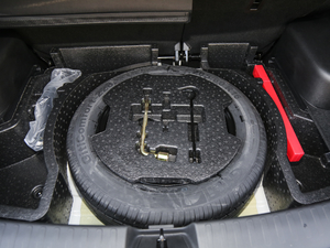 2019款1.5L 自动尊享型 国V 备胎