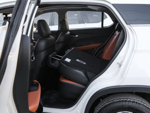 2019款1.5L 手动尊享型 国V 空间座椅