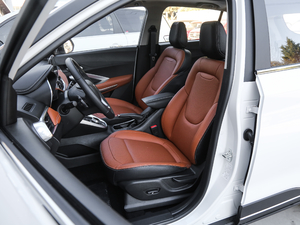 2019款1.5L 手动尊享型 国V 空间座椅