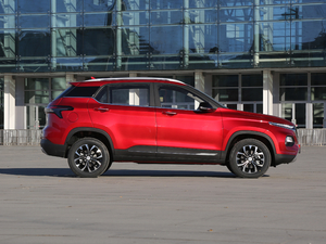 2019款1.5L 手动尊享型 国V 整体外观