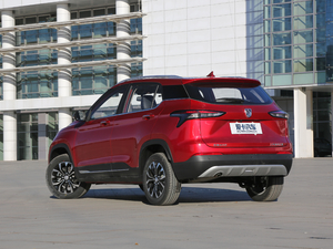 2019款1.5L 手动尊享型 国V 左后45度