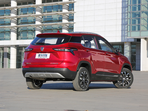 2019款1.5L 手动尊享型 国V 整体外观